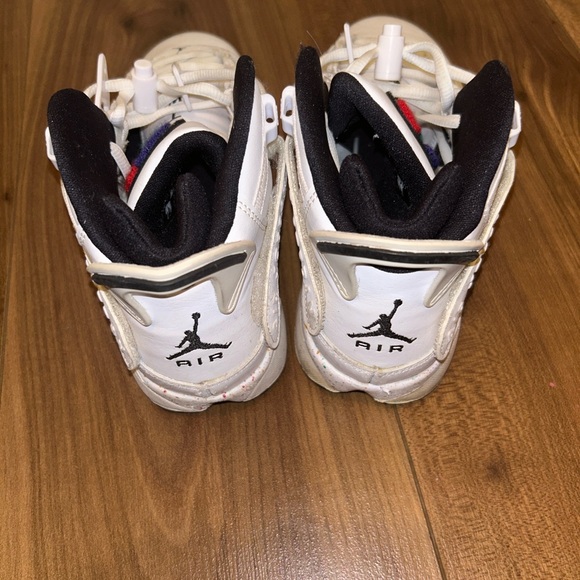 Jordan sneakers - Picture 4 of 6